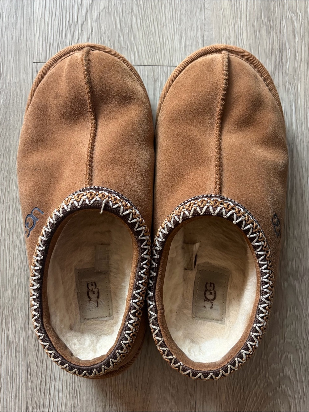 UGG Women’s Chestnut Tasman Slippers Size 7